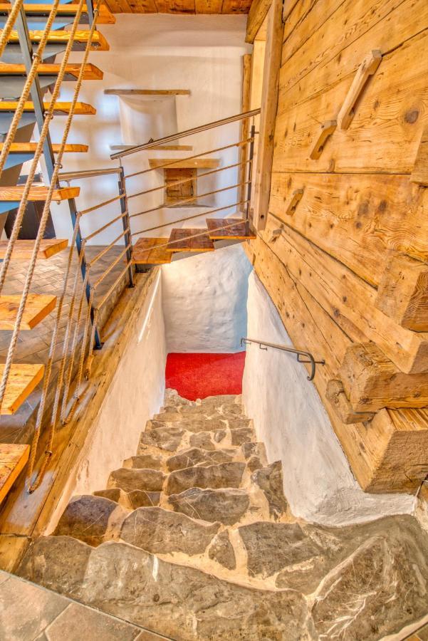 ווארת Jup - A Luxury Boutique Chalet מראה חיצוני תמונה