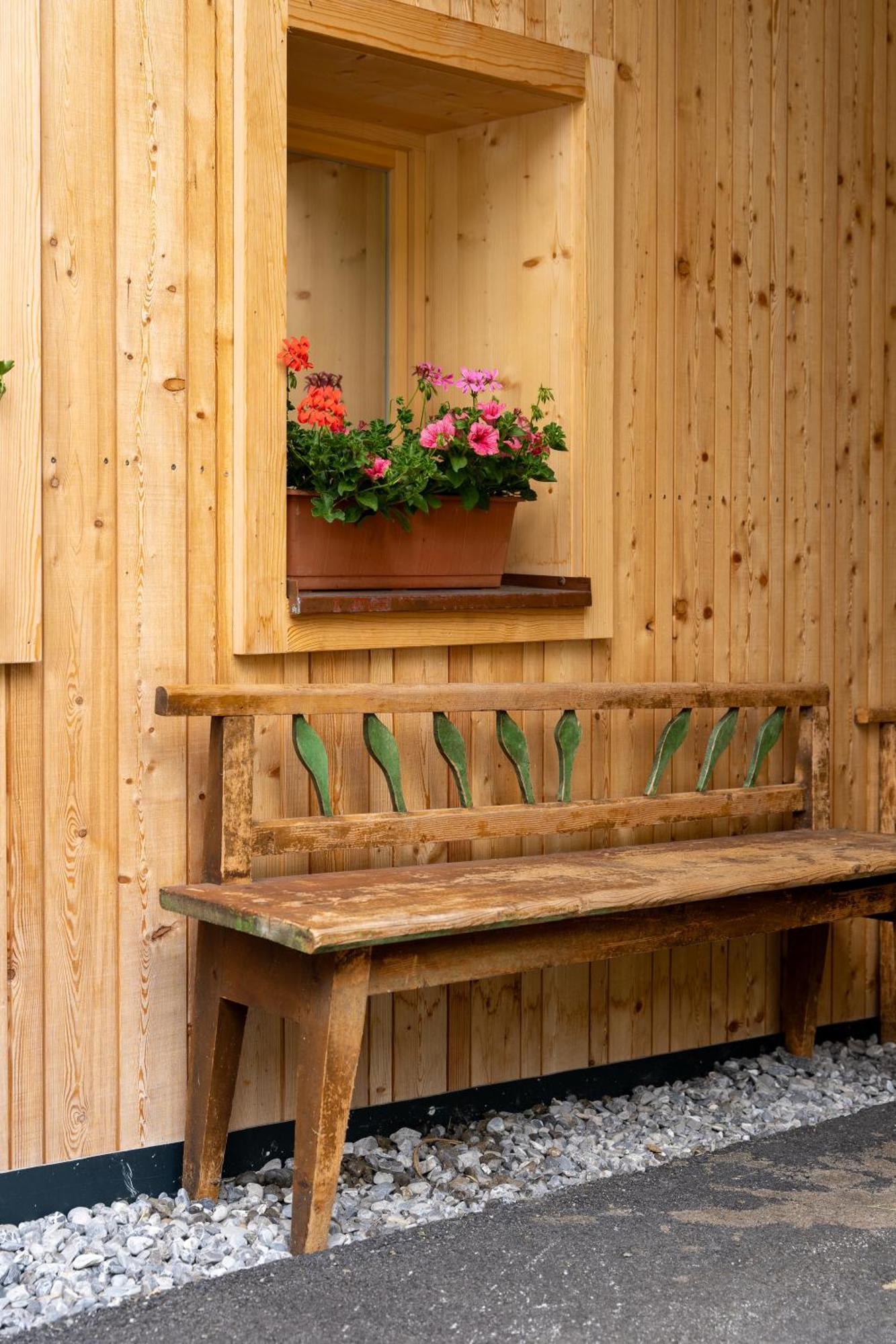 ווארת Jup - A Luxury Boutique Chalet מראה חיצוני תמונה