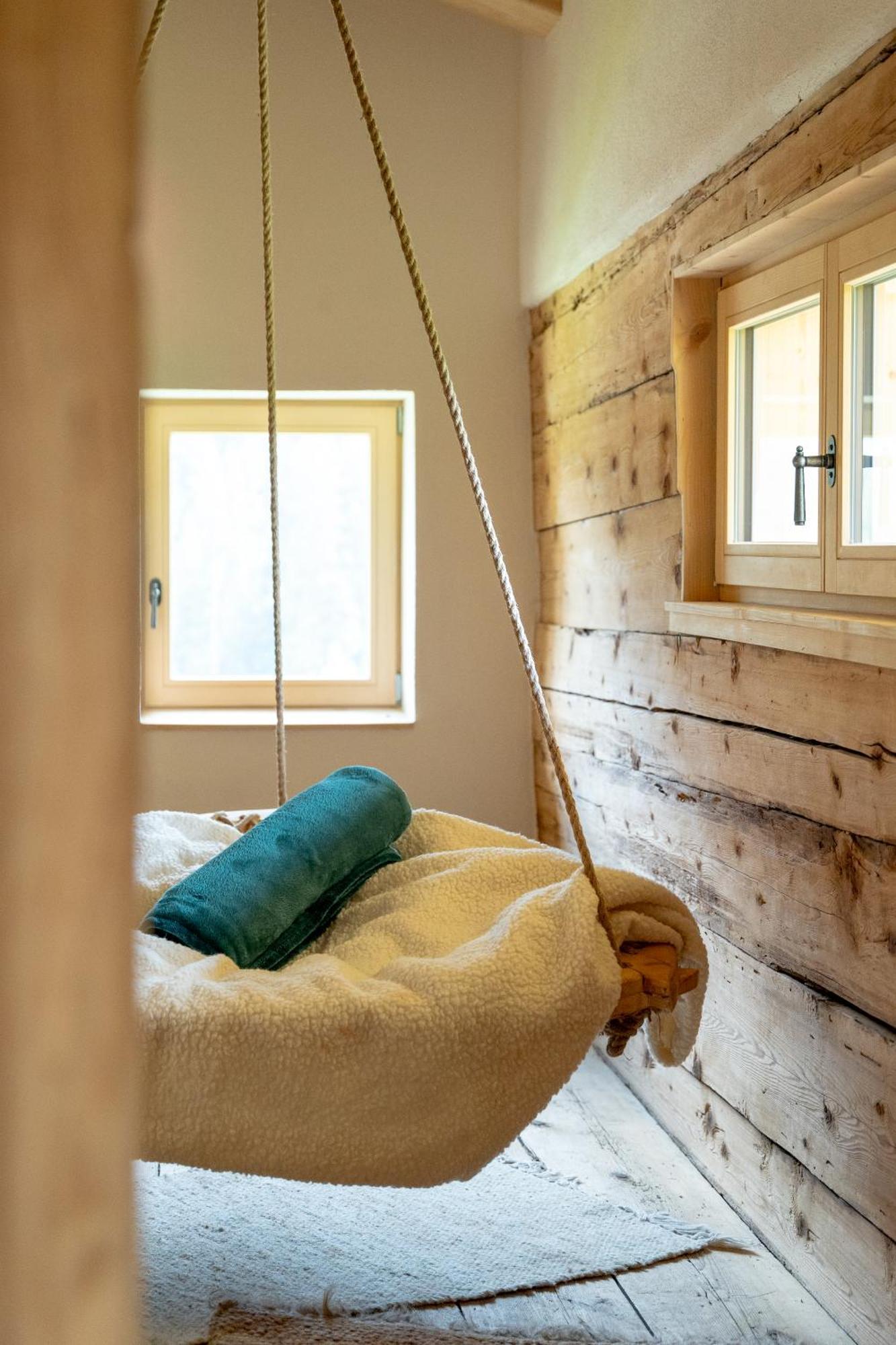 ווארת Jup - A Luxury Boutique Chalet מראה חיצוני תמונה