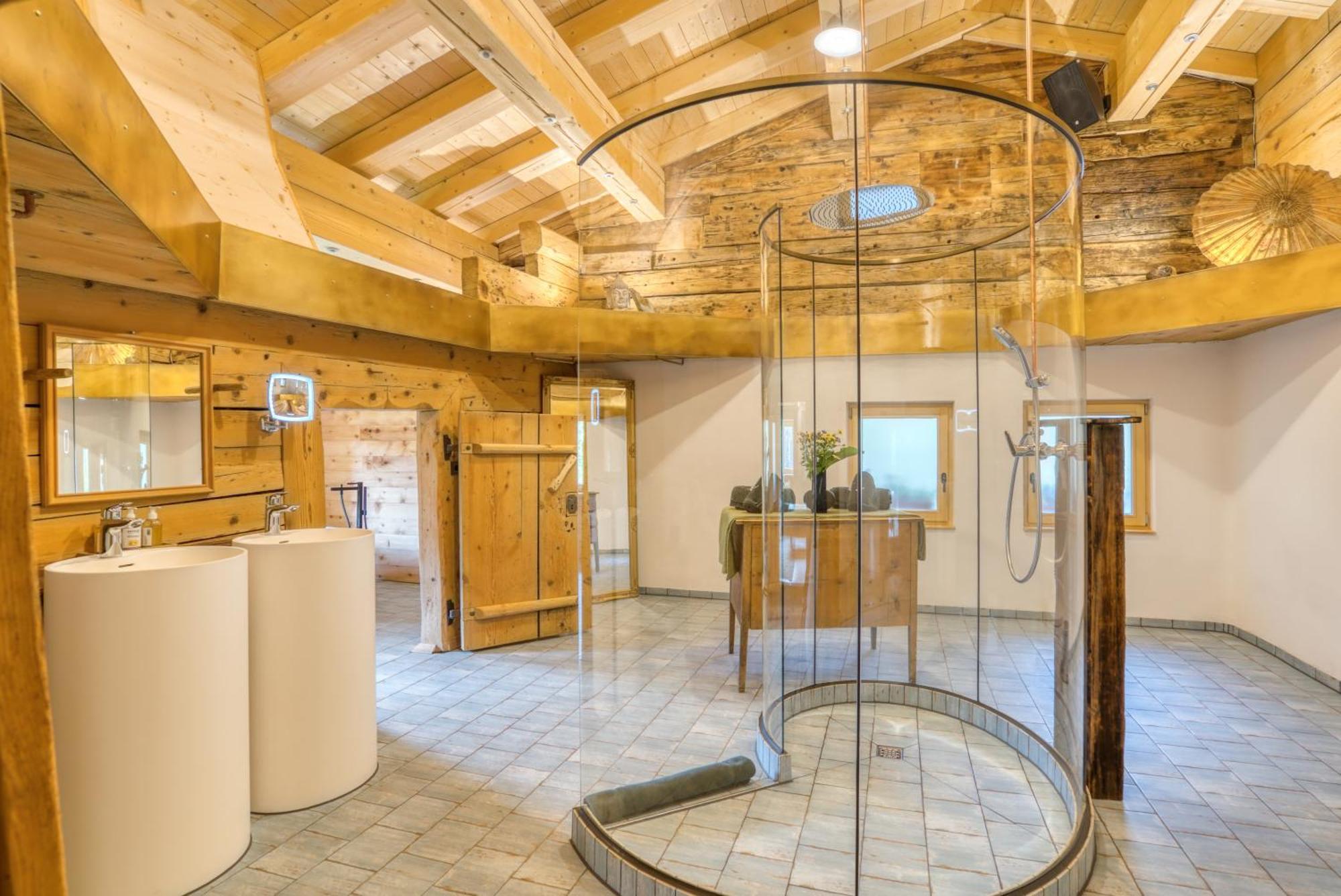 ווארת Jup - A Luxury Boutique Chalet מראה חיצוני תמונה
